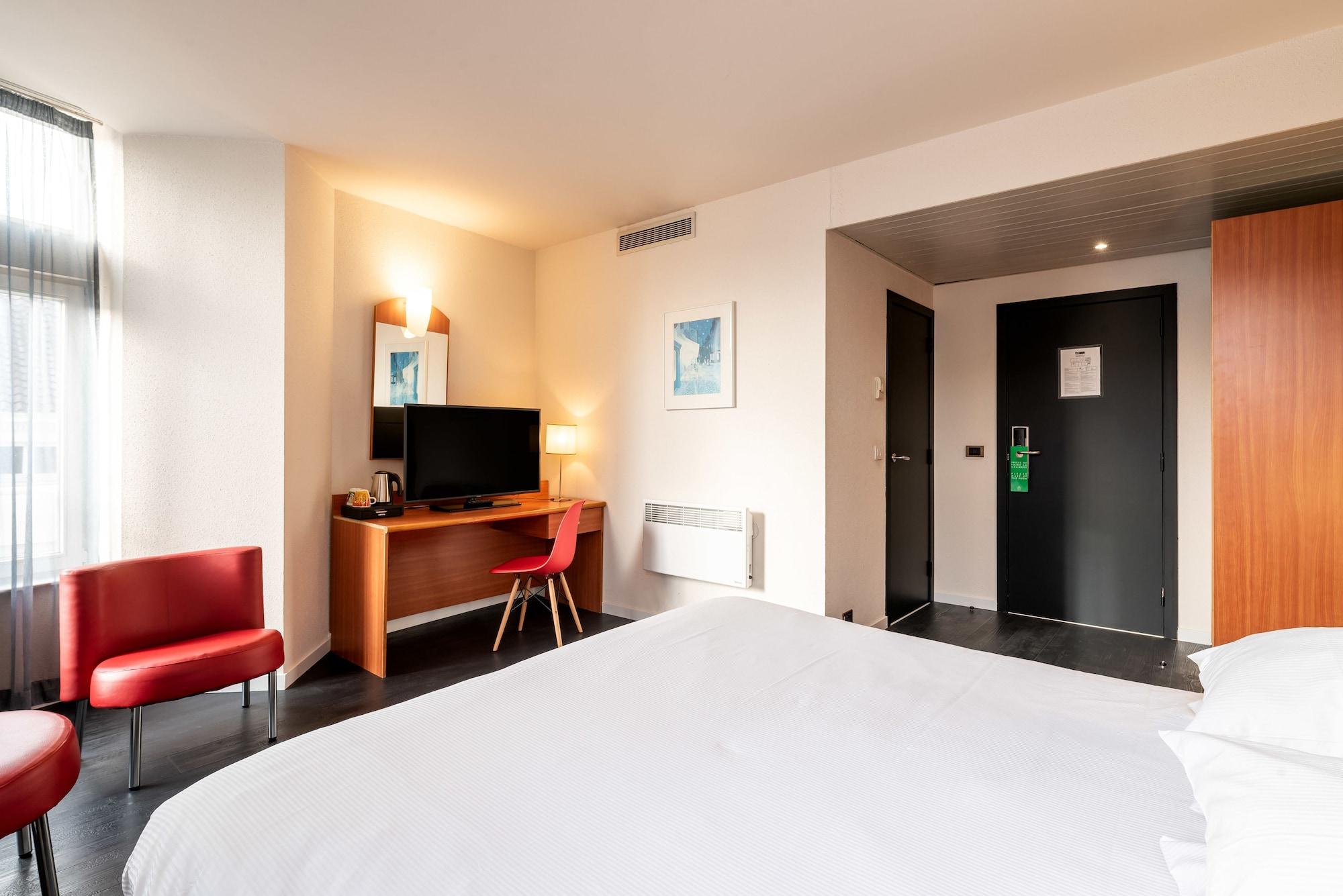 בריסל Aris Grand Place Hotel מראה חיצוני תמונה